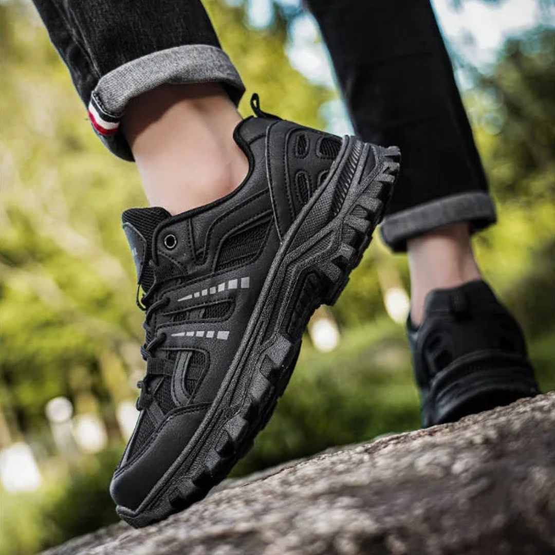 Trekking Shoes