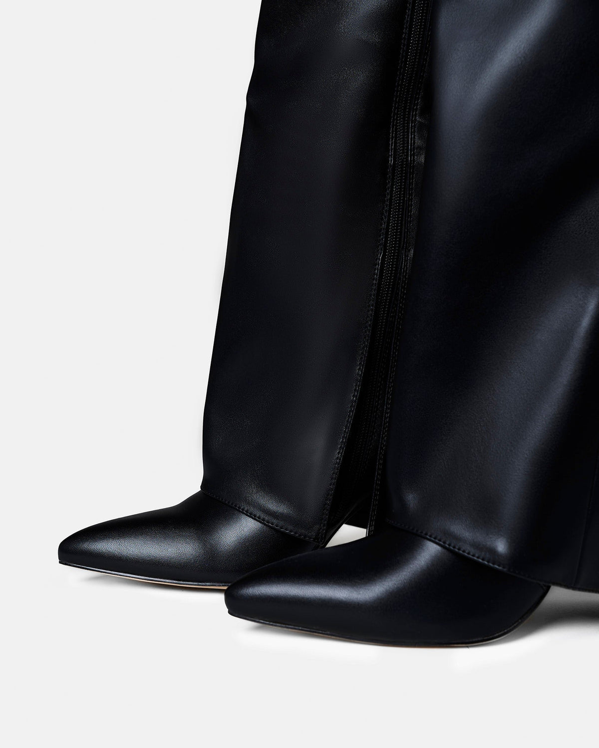 Lavista - Black Leather Knee-High Boots - view 6