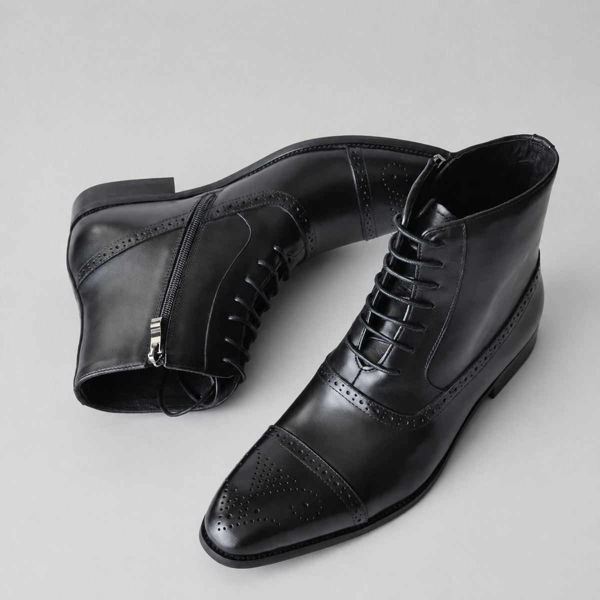 Hunter - Cap-Toe Leather Brogue Boots - view 5