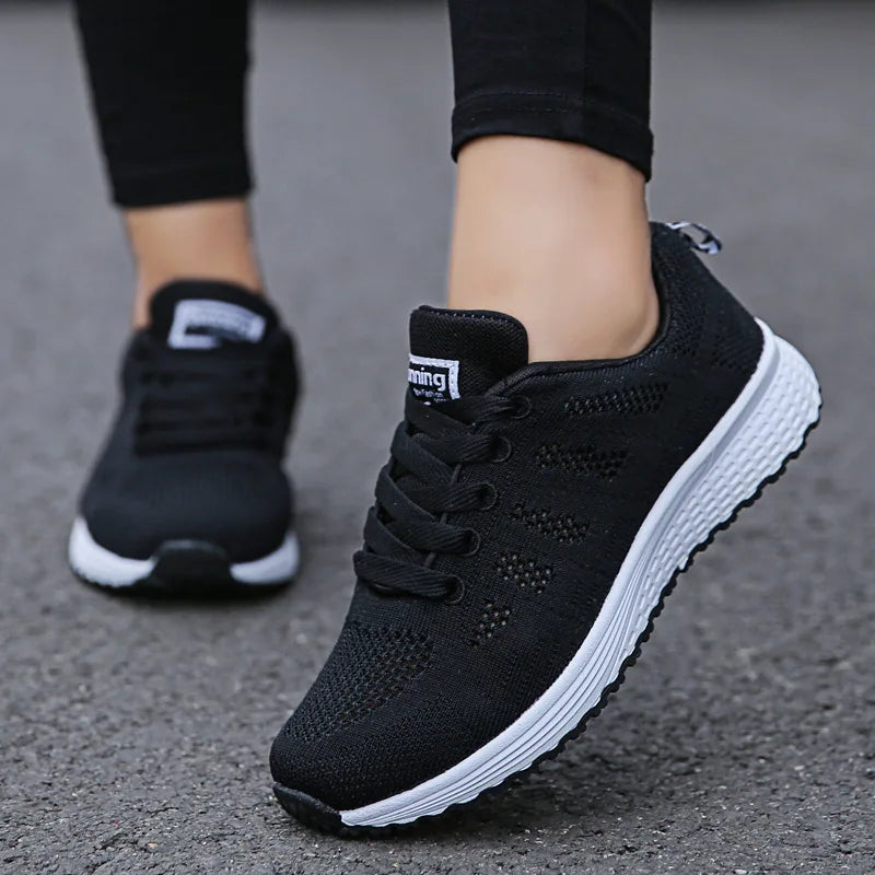 Lightweight Breathable Sneakers - Black