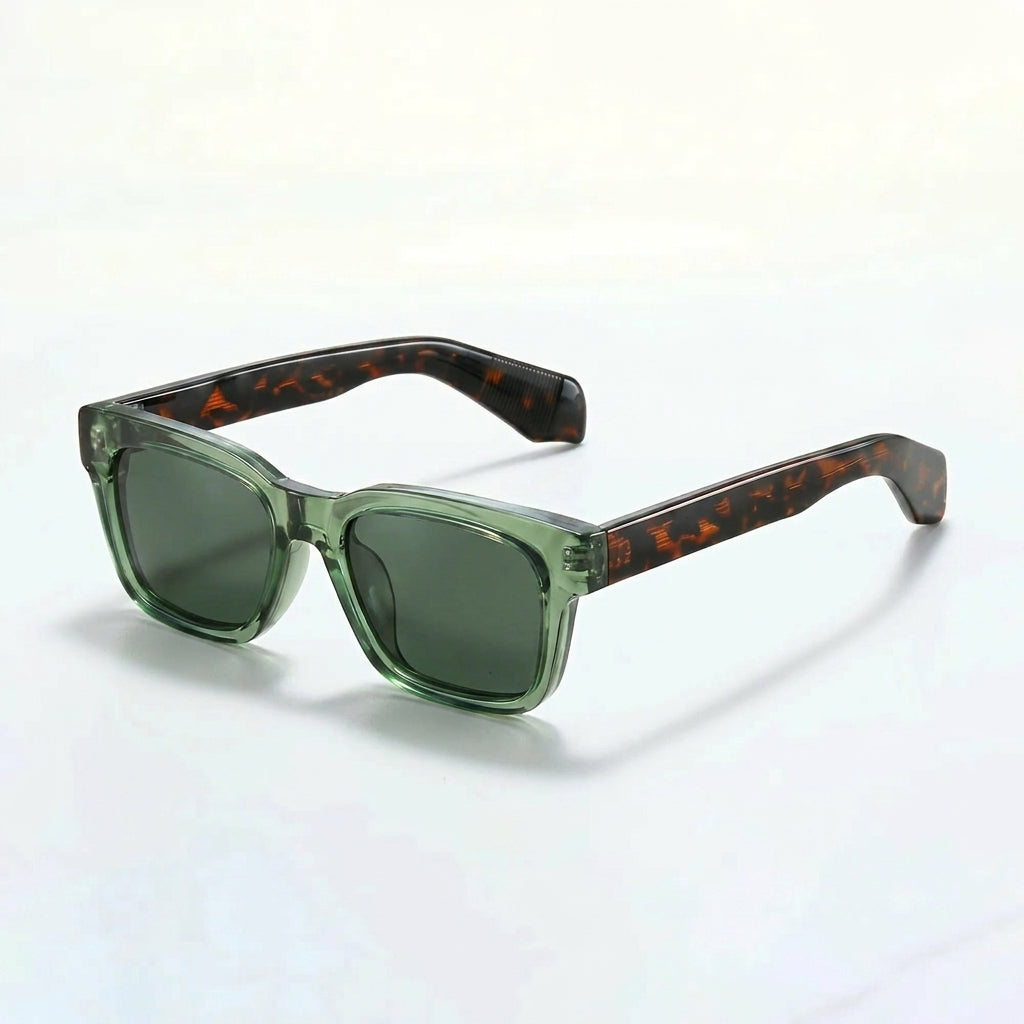 Vanguard | Bold Frame Sunglasses