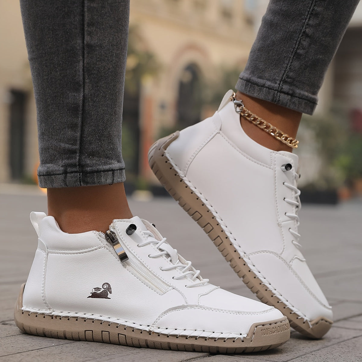 Nova - Orthopedic Sneakers with Zipper