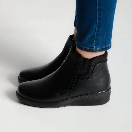 Kay - Elastic-Panel Comfort Ankle Boots