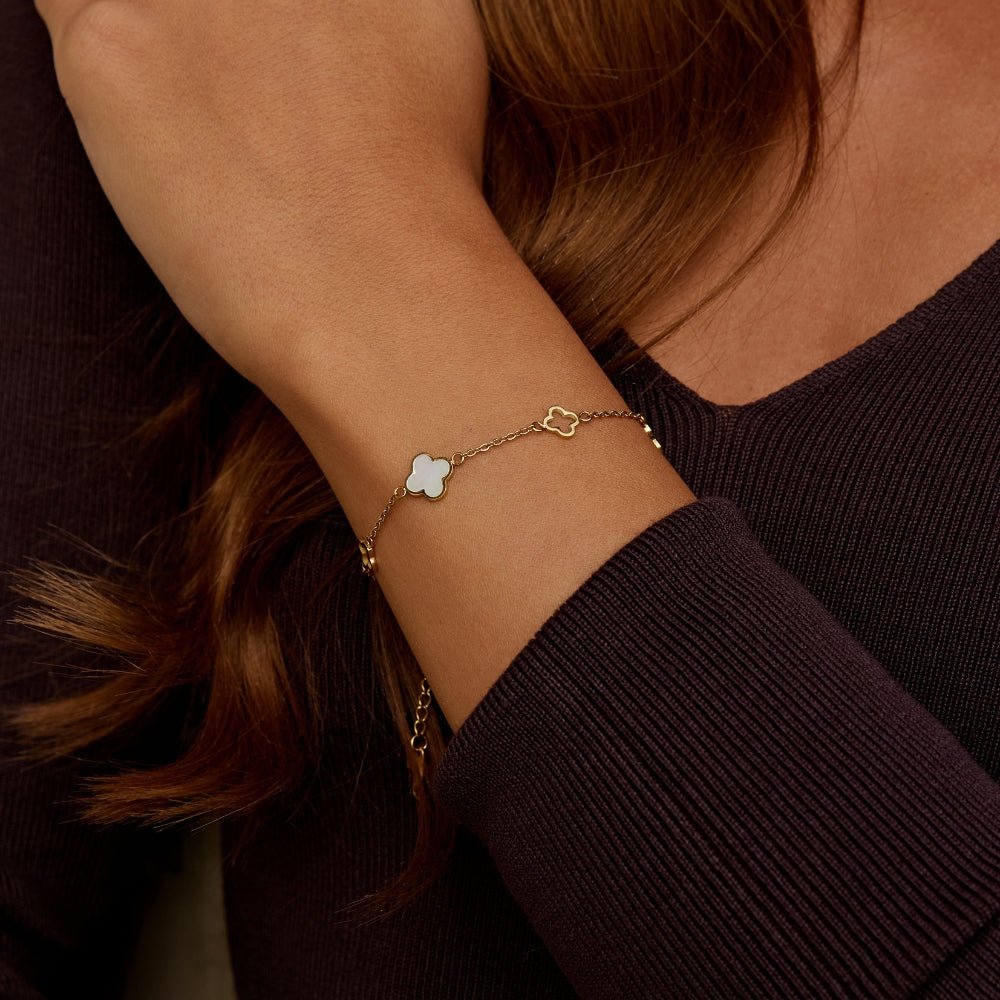 Olivia - Gold Clover Bracelet