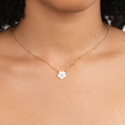 Rose - White Flower Necklace